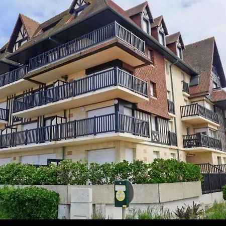 Beau Duplex Apartment Cabourg